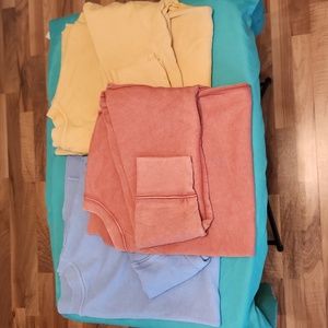 Time and Tru Lot of 3 Women's Sweatshirts w/ Slits on Sides - Size XL